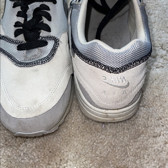 Nike Airmax - Picture 3 of 3